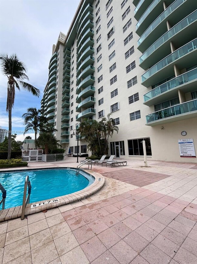 Building Photo - 19390 Collins Ave