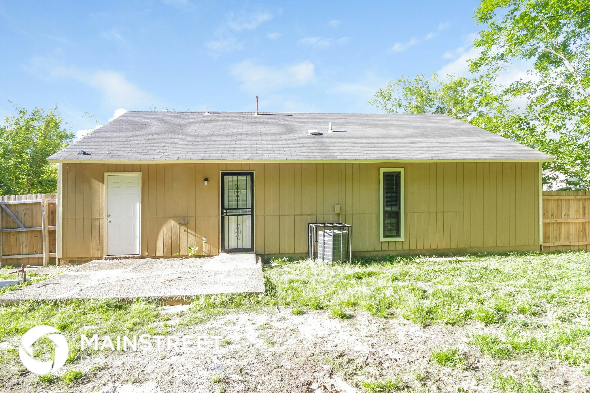 Building Photo - 6625 Santaolina Dr
