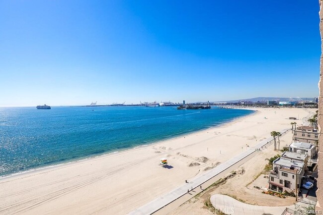 Building Photo - 1750 E Ocean Blvd
