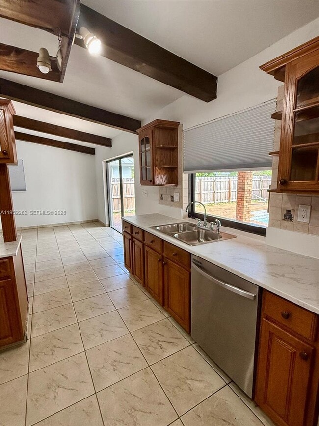 Building Photo - 11041 SW 140th Ave