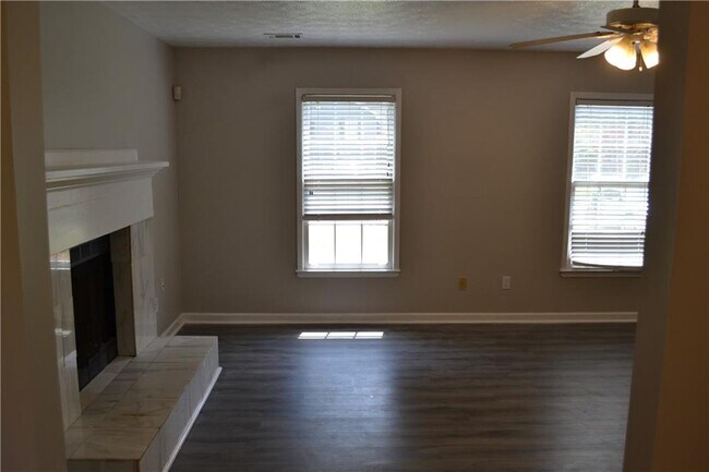 Building Photo - 1591 Willow Bend Way