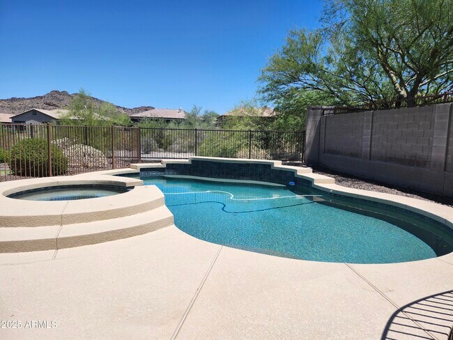 Building Photo - 26787 N 90th Dr