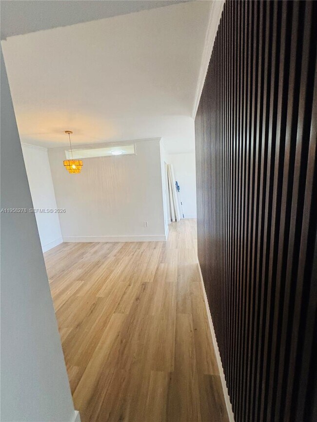 Building Photo - 1101 SW 122nd Ave