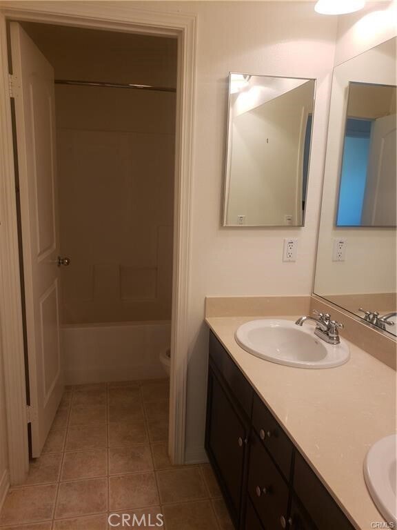 Building Photo - 5136 Bering Ct