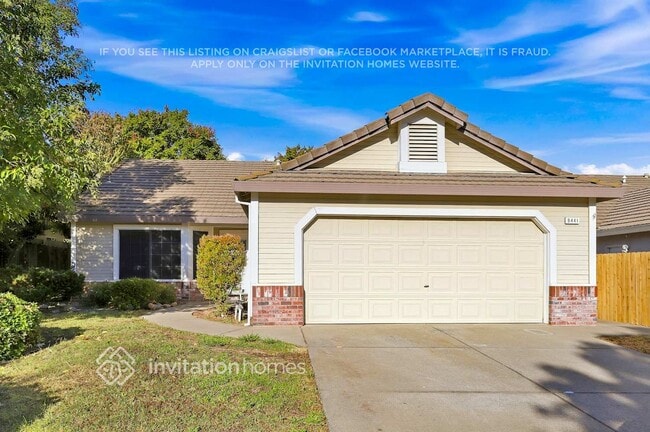 Building Photo - 8441 Solitude Ct
