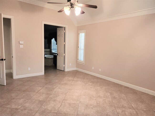 Building Photo - 14214 Altair Dr