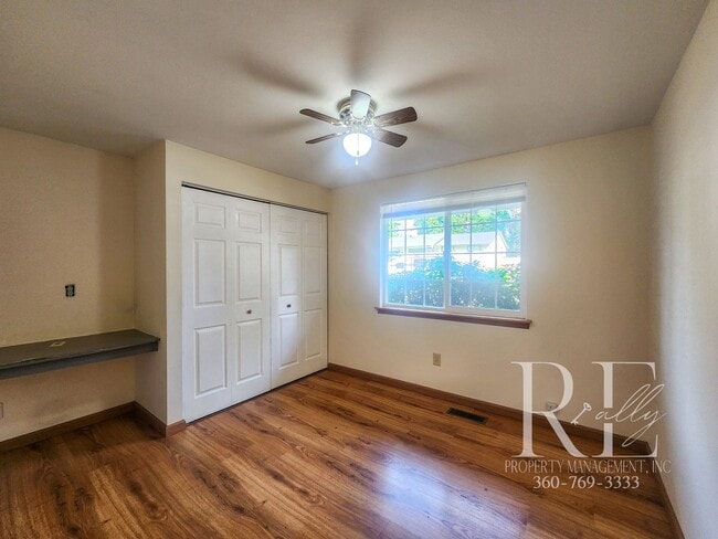 Building Photo - Spacious 4-Bedroom Rambler with Fenced Yar...