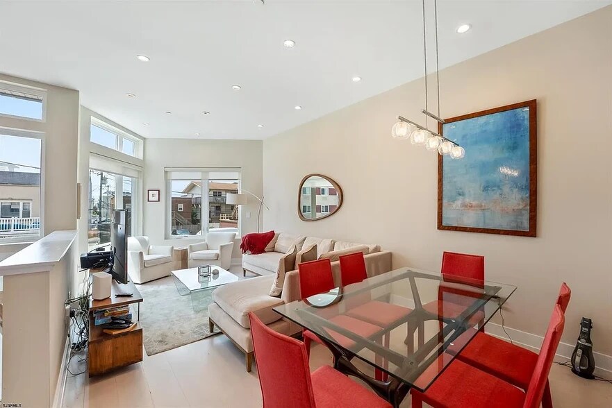 Building Photo - 117 S Little Rock Ave