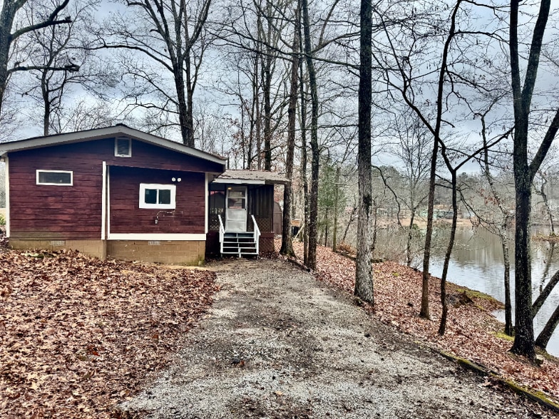 Building Photo - 575 Greenwood Lake Dr