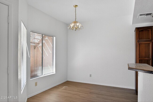 Building Photo - 11666 N 28th Dr