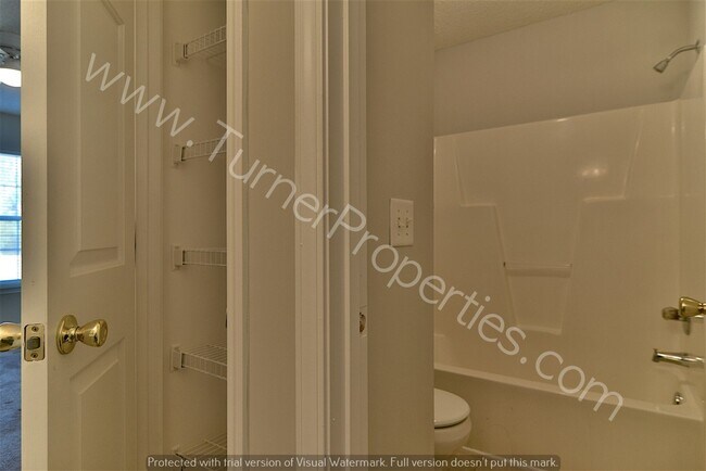 Building Photo - 119 Linville Ct, Lexington, SC 29073