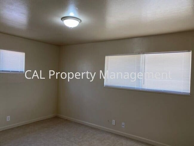 Building Photo - Quaint Home for rent in Greenfield