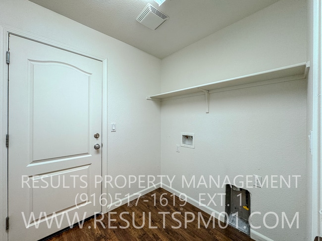 Building Photo - Newly Upgraded West Roseville 4 Bed 3 Bath...