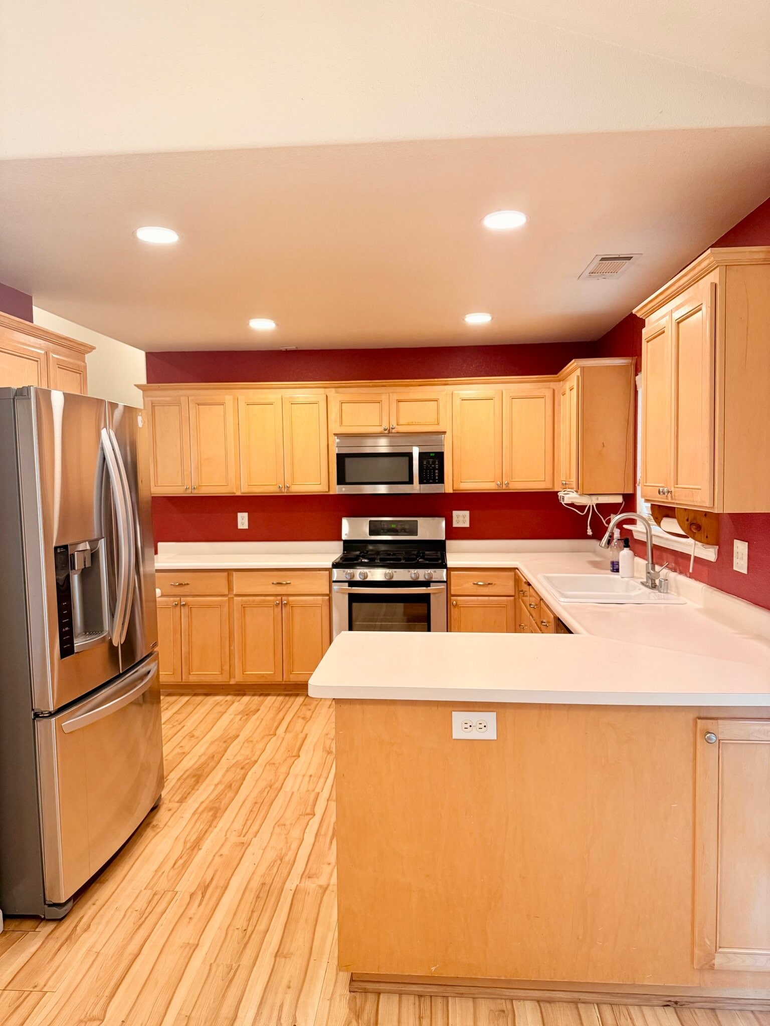 Building Photo - 1822 Heller Ln
