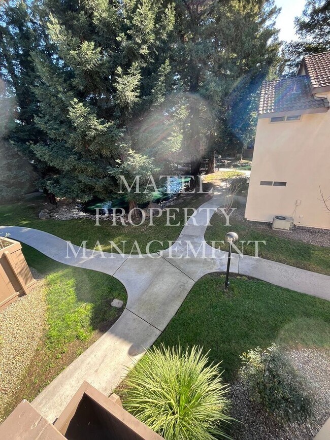 Building Photo - TUL370