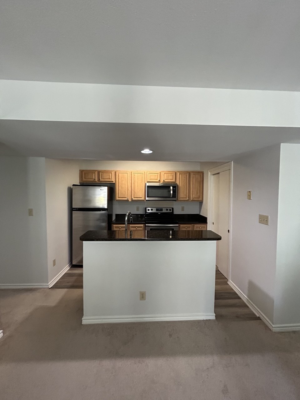 Building Photo - 12154 Penderview Ter
