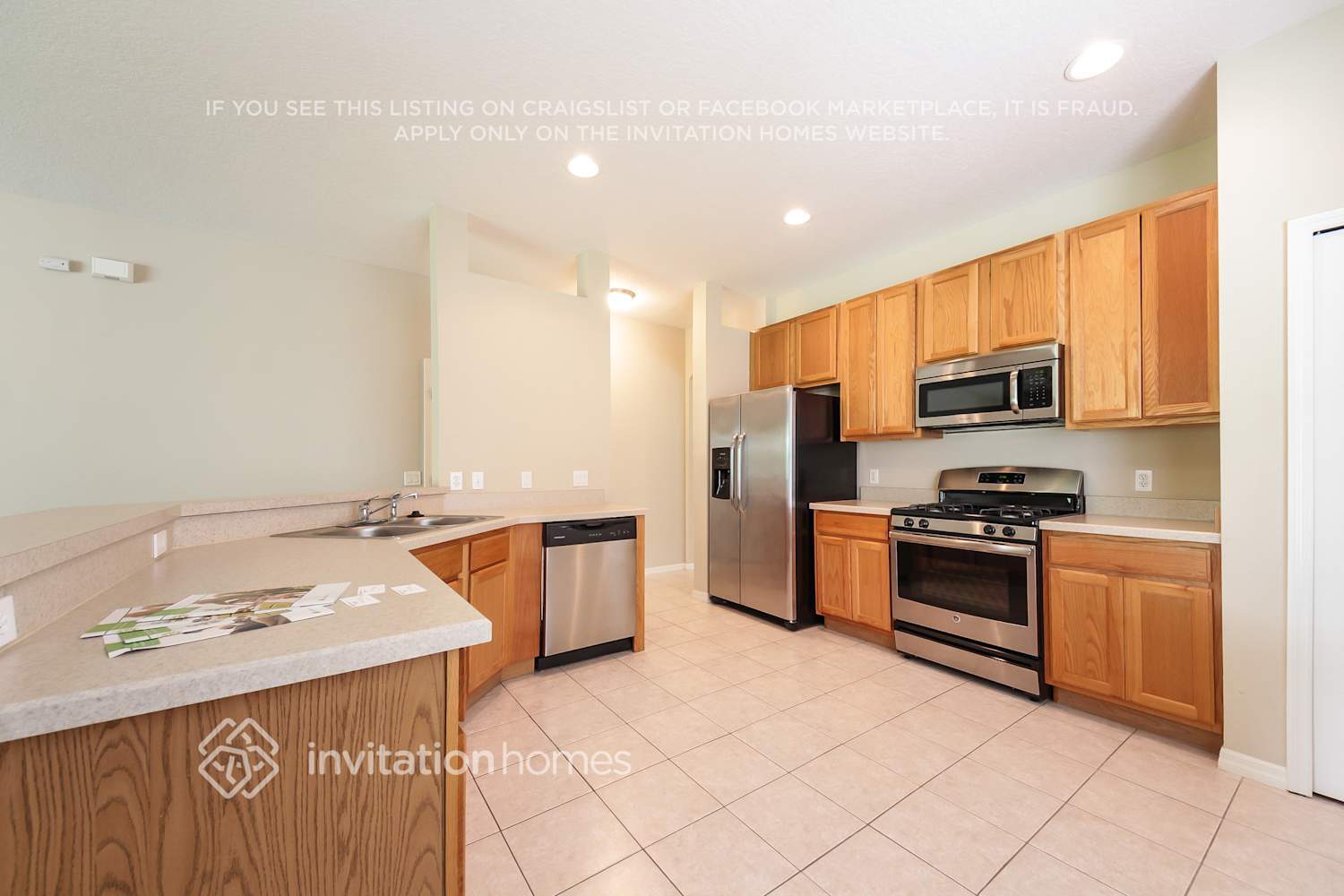 Building Photo - 13366 Sunkiss Loop