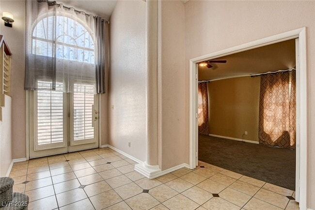 Building Photo - 8344 Snowmass Dr