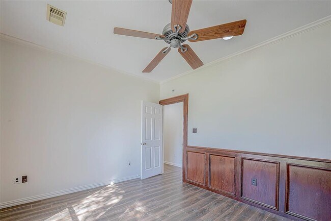 Building Photo - 16002 Castletown Park Ct