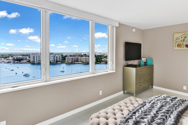 Building Photo - 500 S Ocean Blvd
