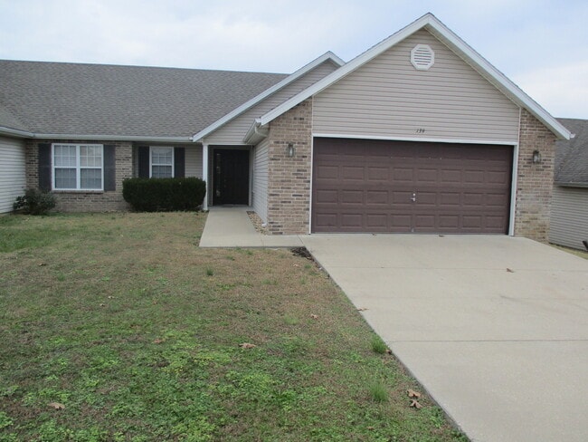 Building Photo - Updated 3 Bedroom Patio Home with 2 Car Garage