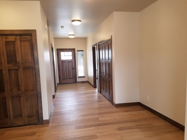 Building Photo - New construction 3 Bed 2 Bath w/ double at...