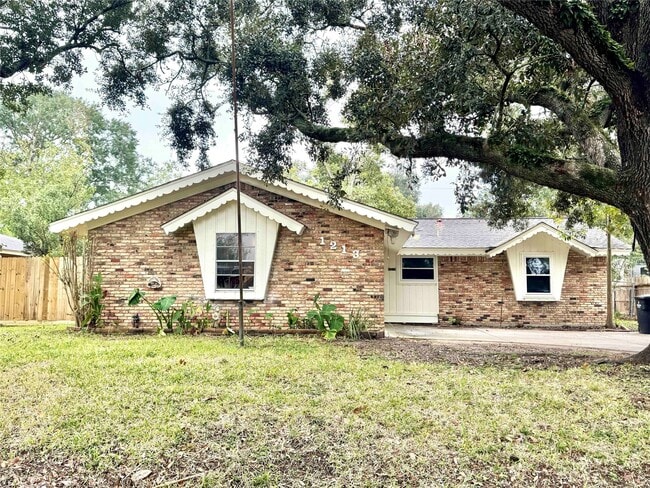 Building Photo - 1213 Connie St