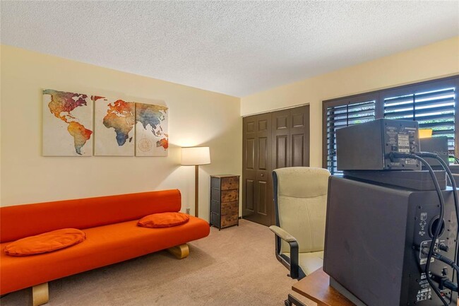 Building Photo - 6358 Parson Brown Dr