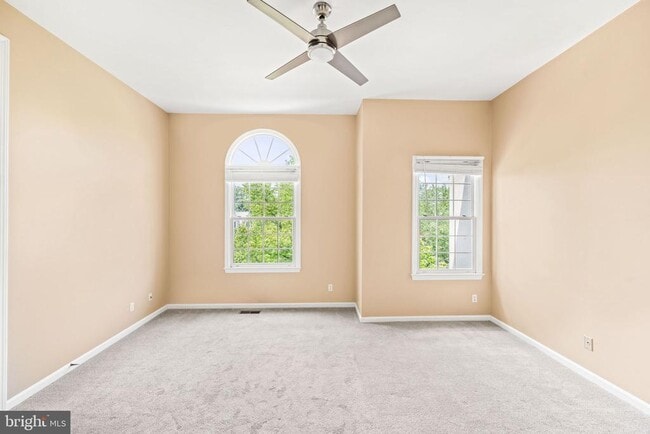 Building Photo - 4022 Dogberry Ln