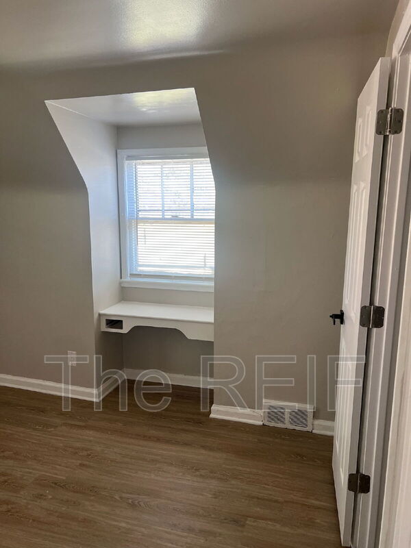 Building Photo - 7337 Curtis St