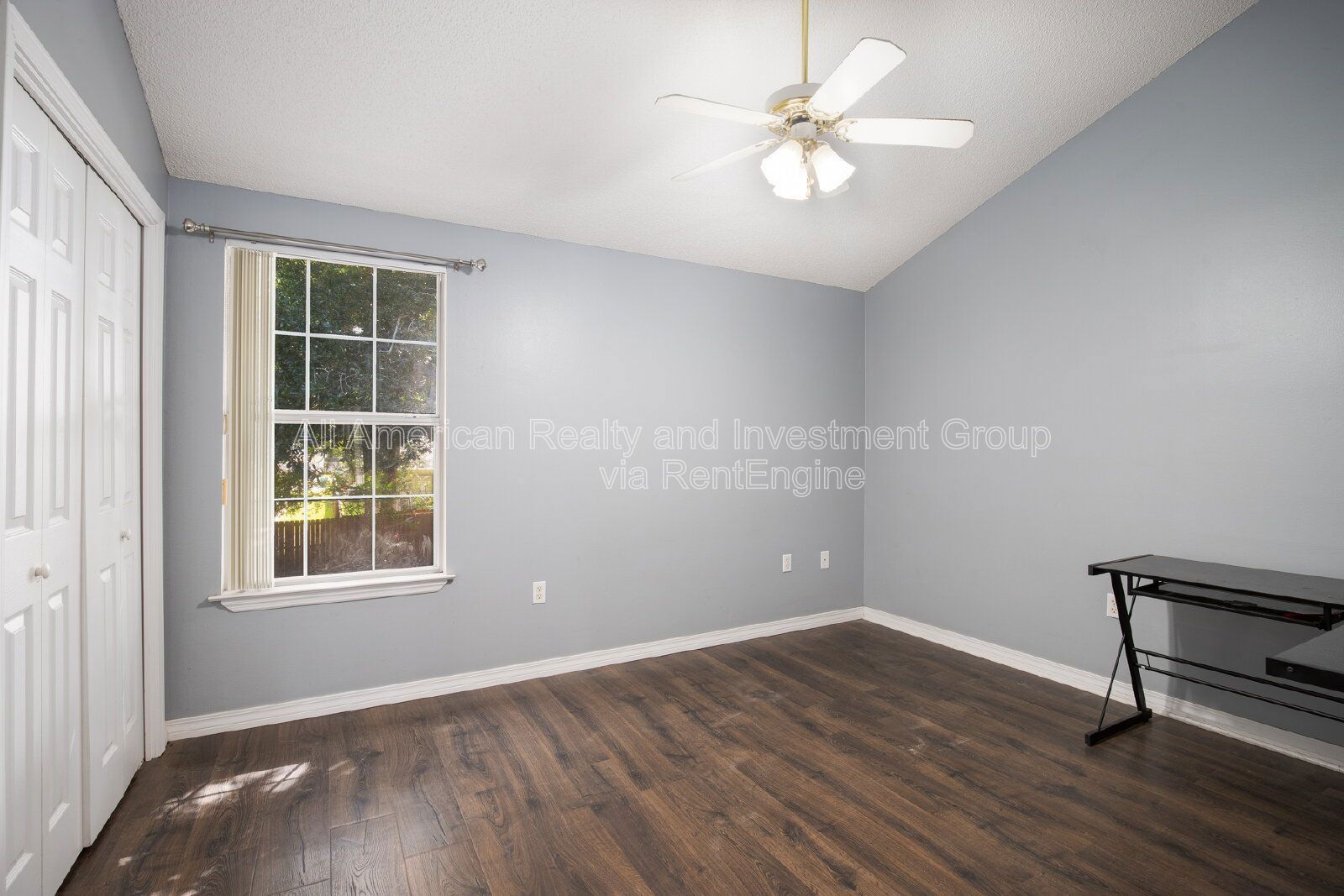 Building Photo - 426 Corvet St