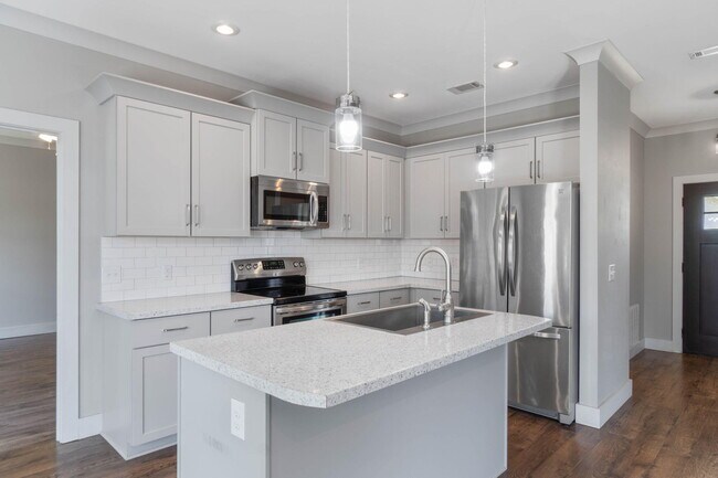 Building Photo - 4464 Goldfinch Way