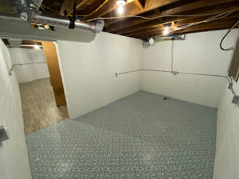 Additional basement room - 6603 34th Ave N