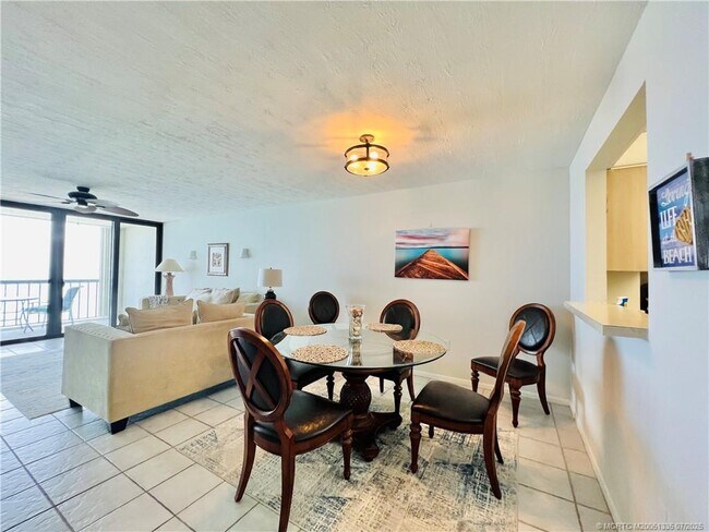Building Photo - 10680 S Ocean Dr