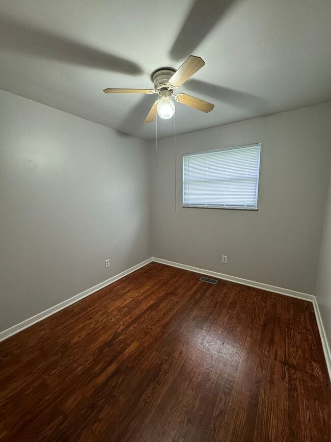 Building Photo - Perry Twp - 3 BR ranch