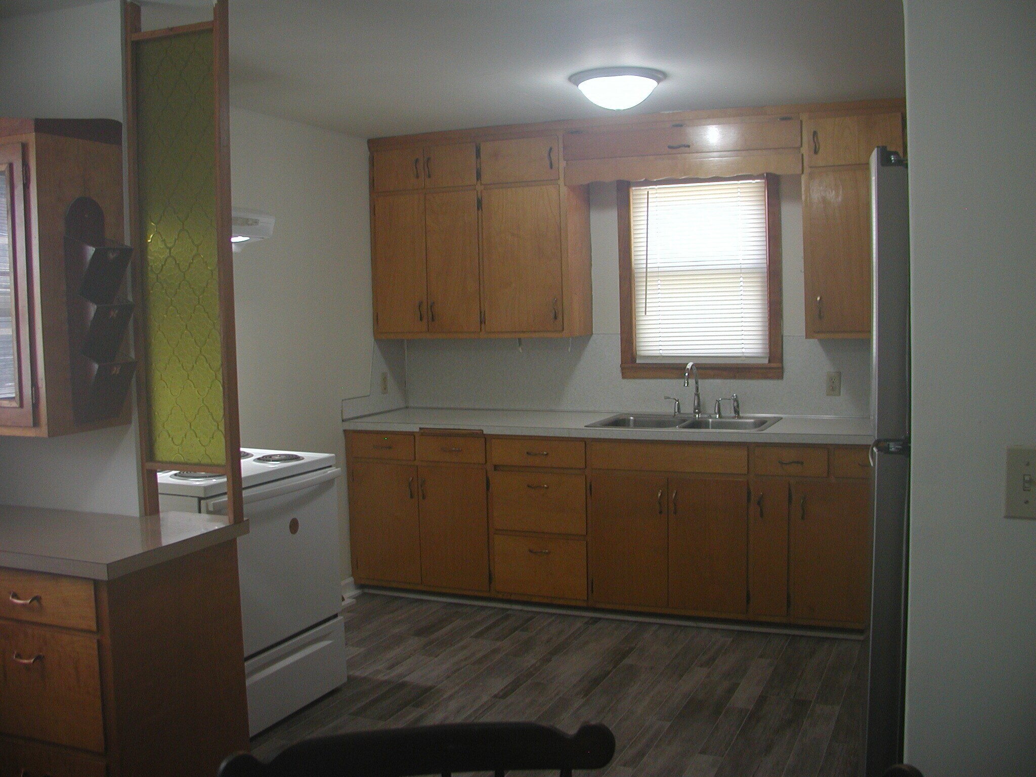 Building Photo - 241 E Ronning Ave