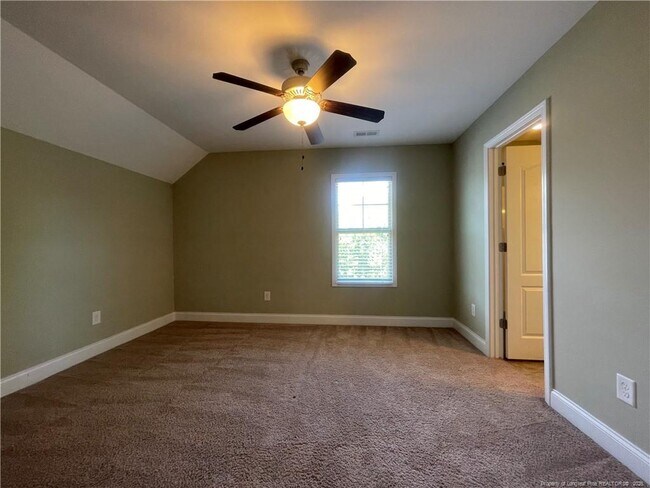 Building Photo - 3900 Limwert Ln