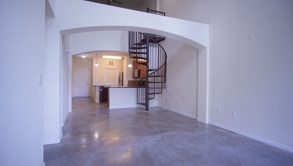 Building Photo - 2505 San Gabriel