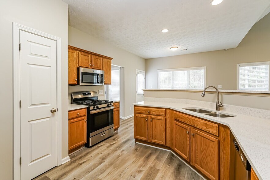 Building Photo - 675 Togwatee Pass