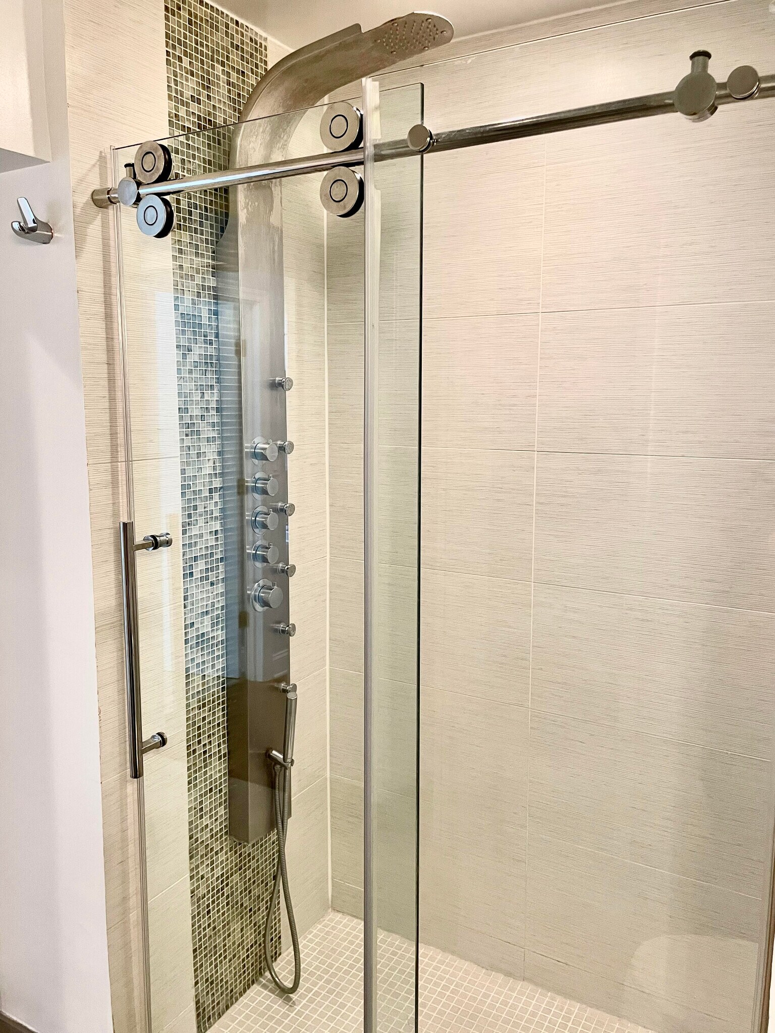 Best shower you will ever take - 2339 40th Pl NW