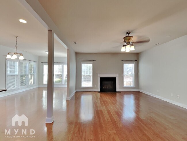 Building Photo - 1101 Forest Willow Ln