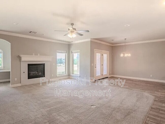 Building Photo - 12037 Ashford Dr