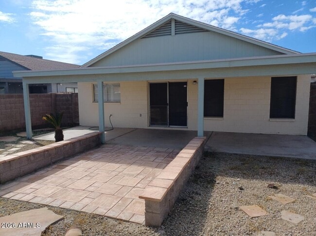 Building Photo - 8663 N 107th Dr