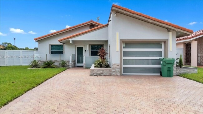 Primary Photo - 15851 SW 108th Ave