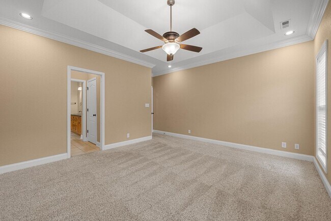 Building Photo - Pet Friendly in Sango!