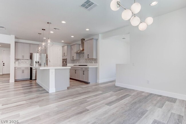 Building Photo - 12735 Coastline Shadow St