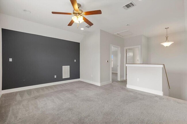 Building Photo - 6009 Baythorne Dr