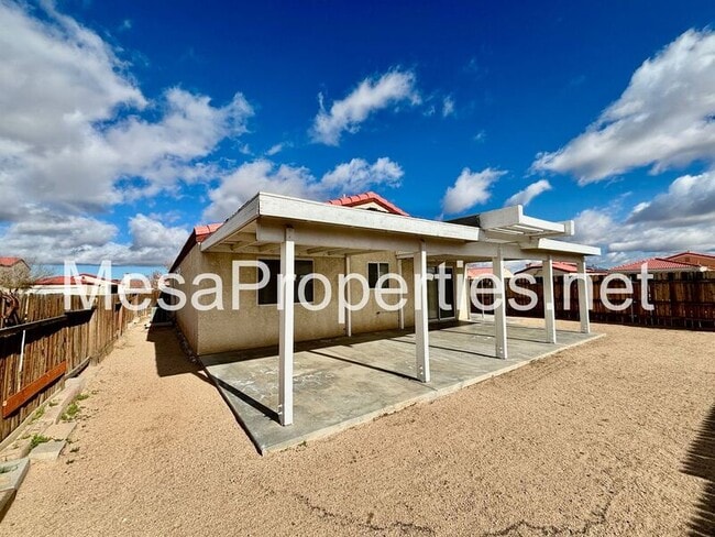 Building Photo - 16953 Sorrento Ln