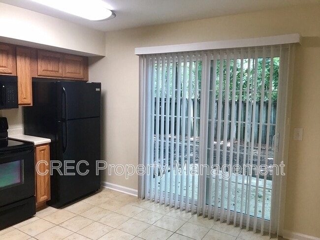 Building Photo - 205 Weber Rd