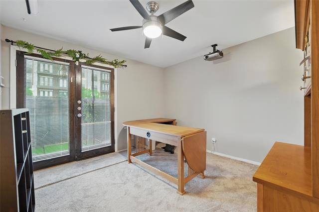 Building Photo - 5934 Sandhurst Ln